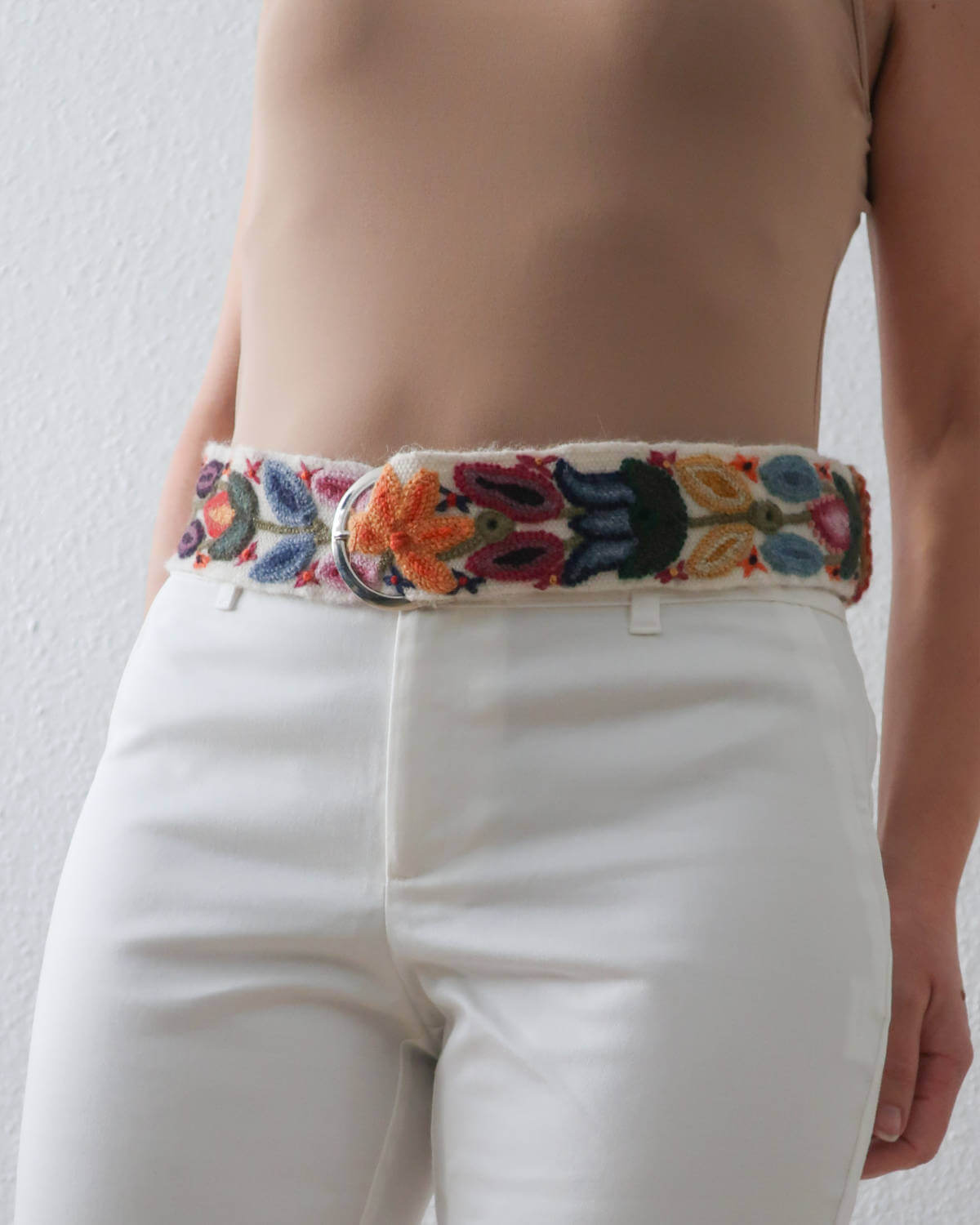 Bestickte Gürtel aus Peru