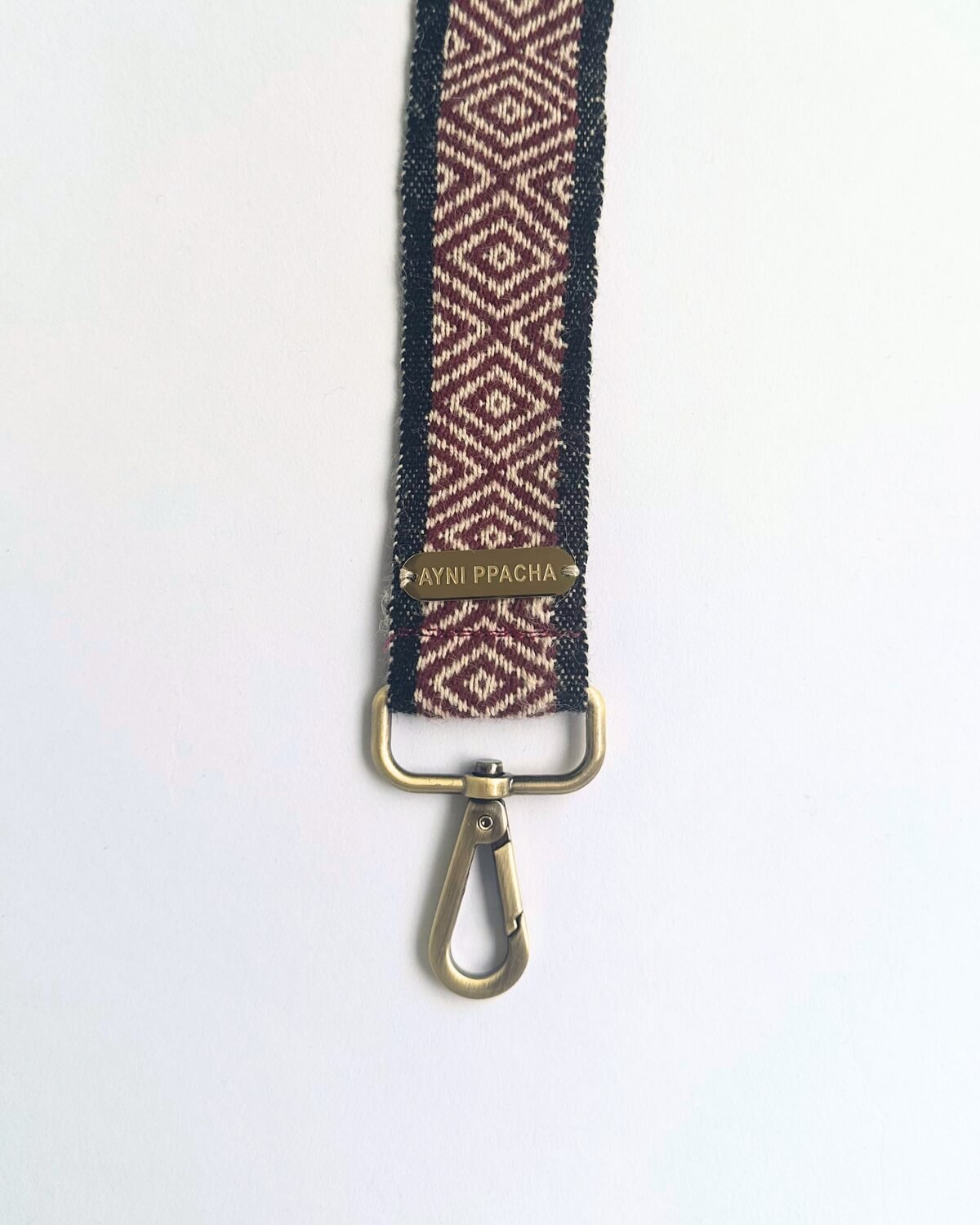 Shoulder strap red checked