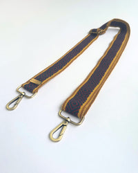 Shoulder strap dark checked