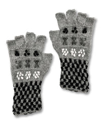 Frontalansicht der Ayni Ppacha Baby-Alpaka-Handstulpen 'Trenzas' in Grau.