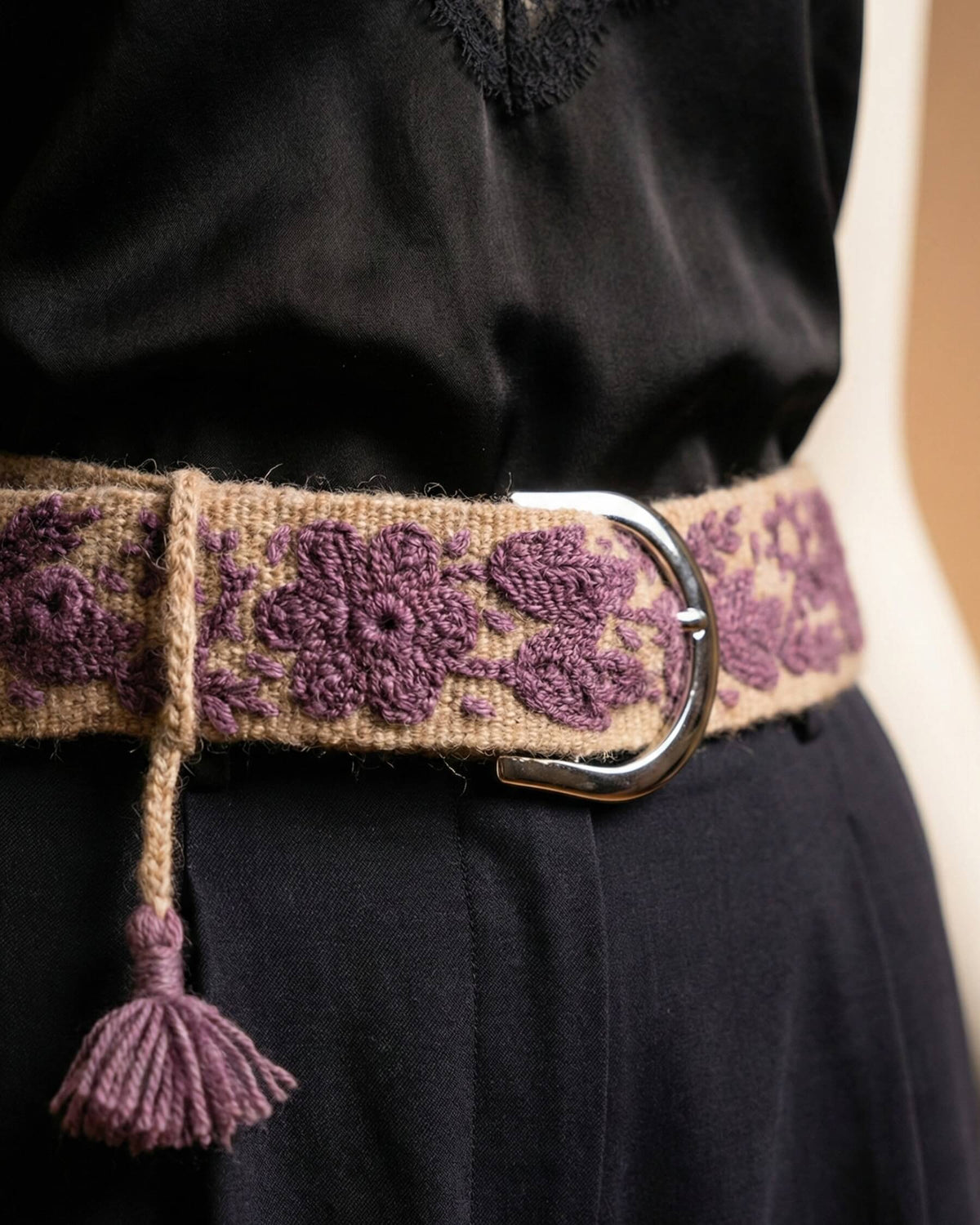Embroidered Belt - Violeta