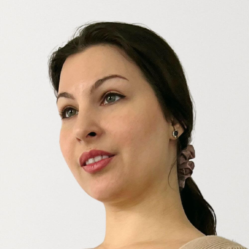 Nathalie Farina